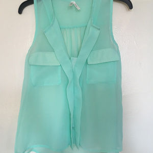 Mint green top